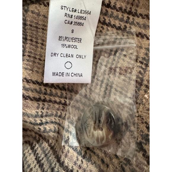 Sage The Label Plaid double flap crop Button Up top Women’s Size Small NEW Nwts - Picture 8 of 11